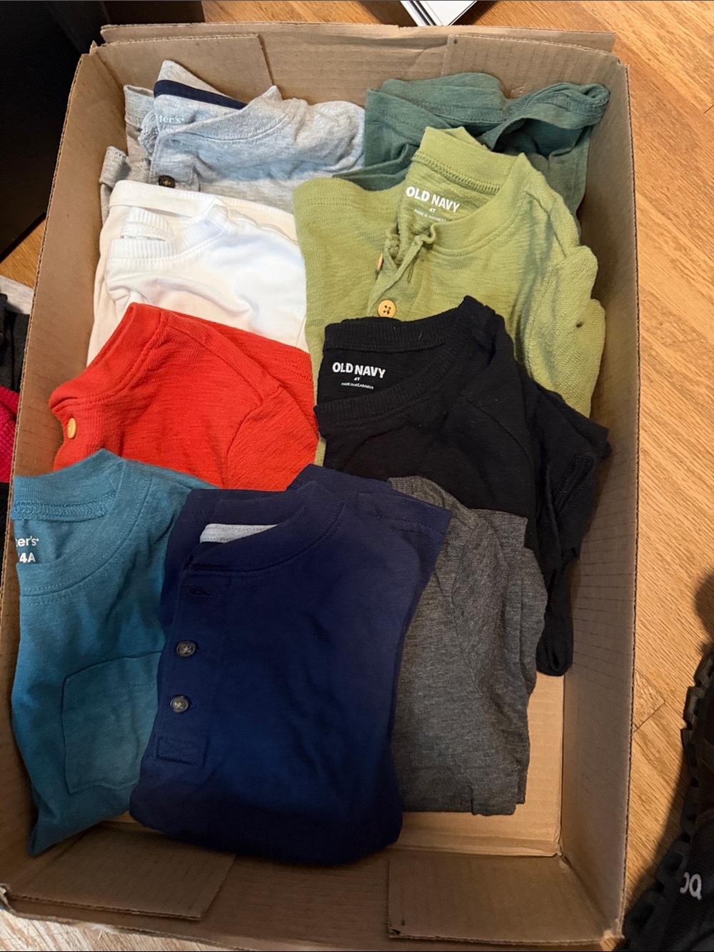 9 short sleeve shirts